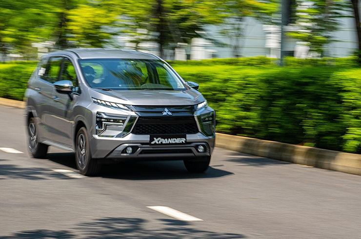 Giá xe Mitsubishi Xpander lăn bánh tháng 10/2022, ưu đãi tặng Camera lùi